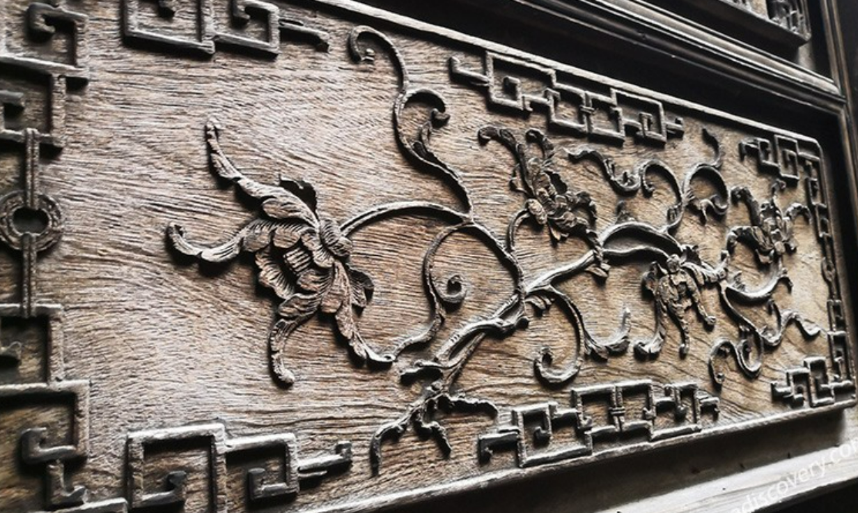 wood carvings in Huizhou Culture Museum